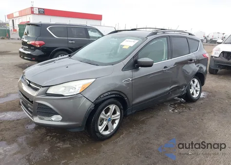 2013 Ford Escape Se z USA, uszkodzony, nr VIN 1FMCU9G90DUD08788